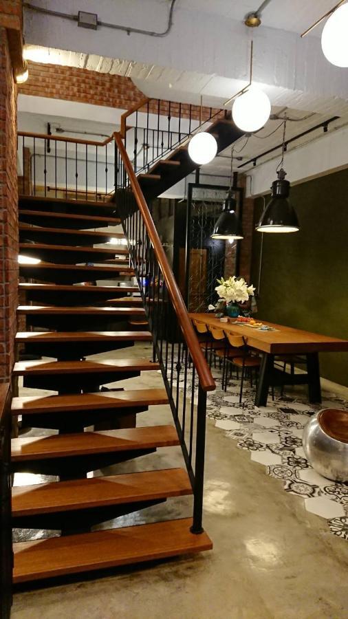 Mr. Buster B&B เมืองฮวาเหลียน ภายนอก รูปภาพ