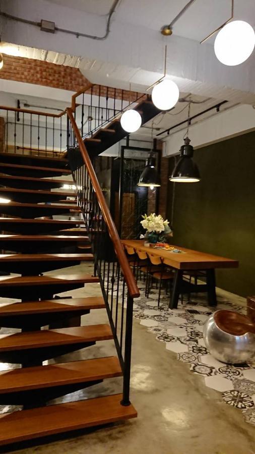 Mr. Buster B&B เมืองฮวาเหลียน ภายนอก รูปภาพ